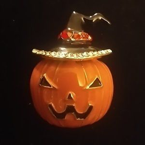 Jack-o'-lantern Brooch